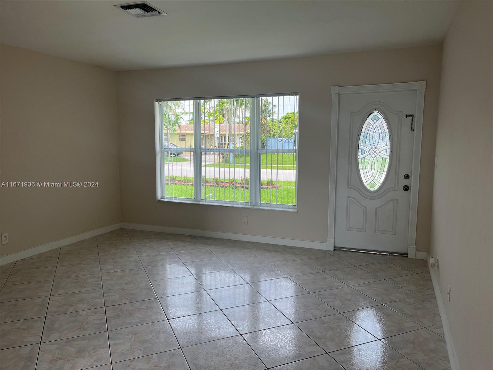 6221 SW 18th Pl, North Lauderdale, Florida image 3