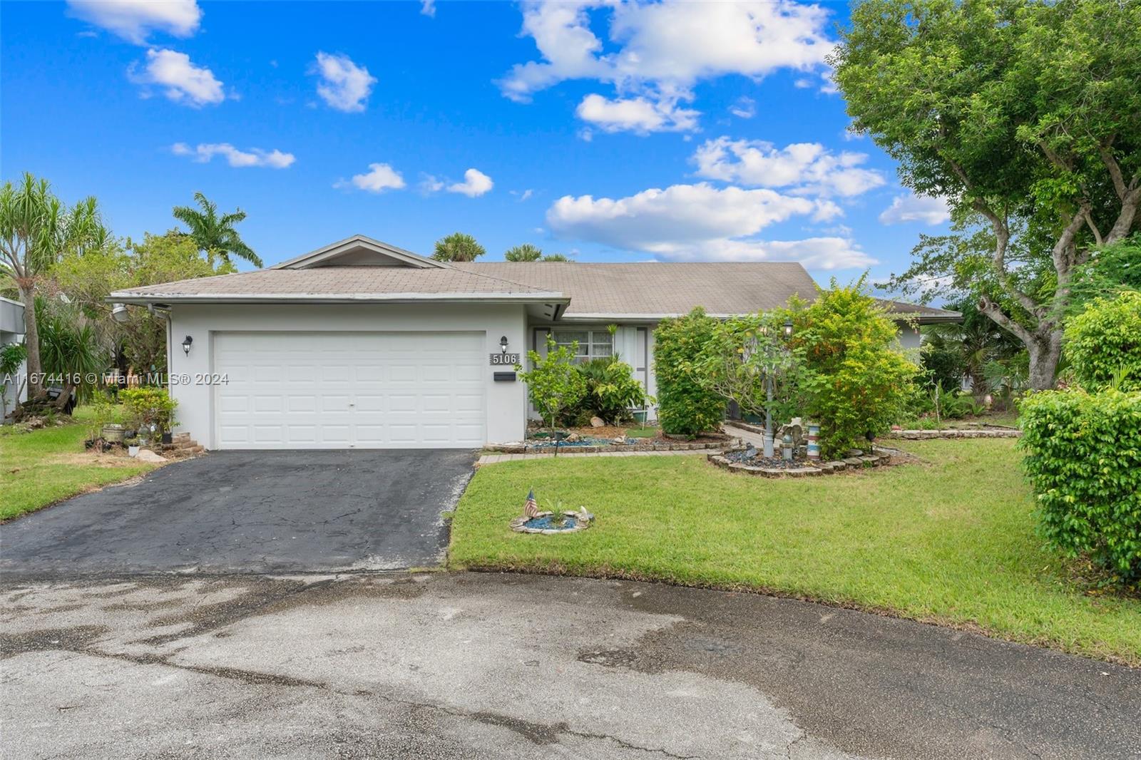 5106 Bayberry Ln, Tamarac, Florida image 40