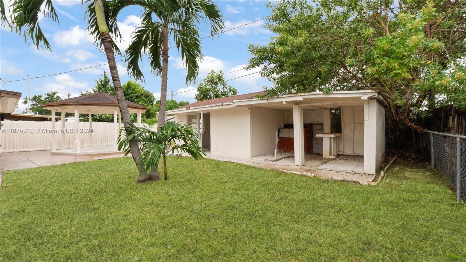 721 NE 4th Pl, Hialeah, Florida image 29