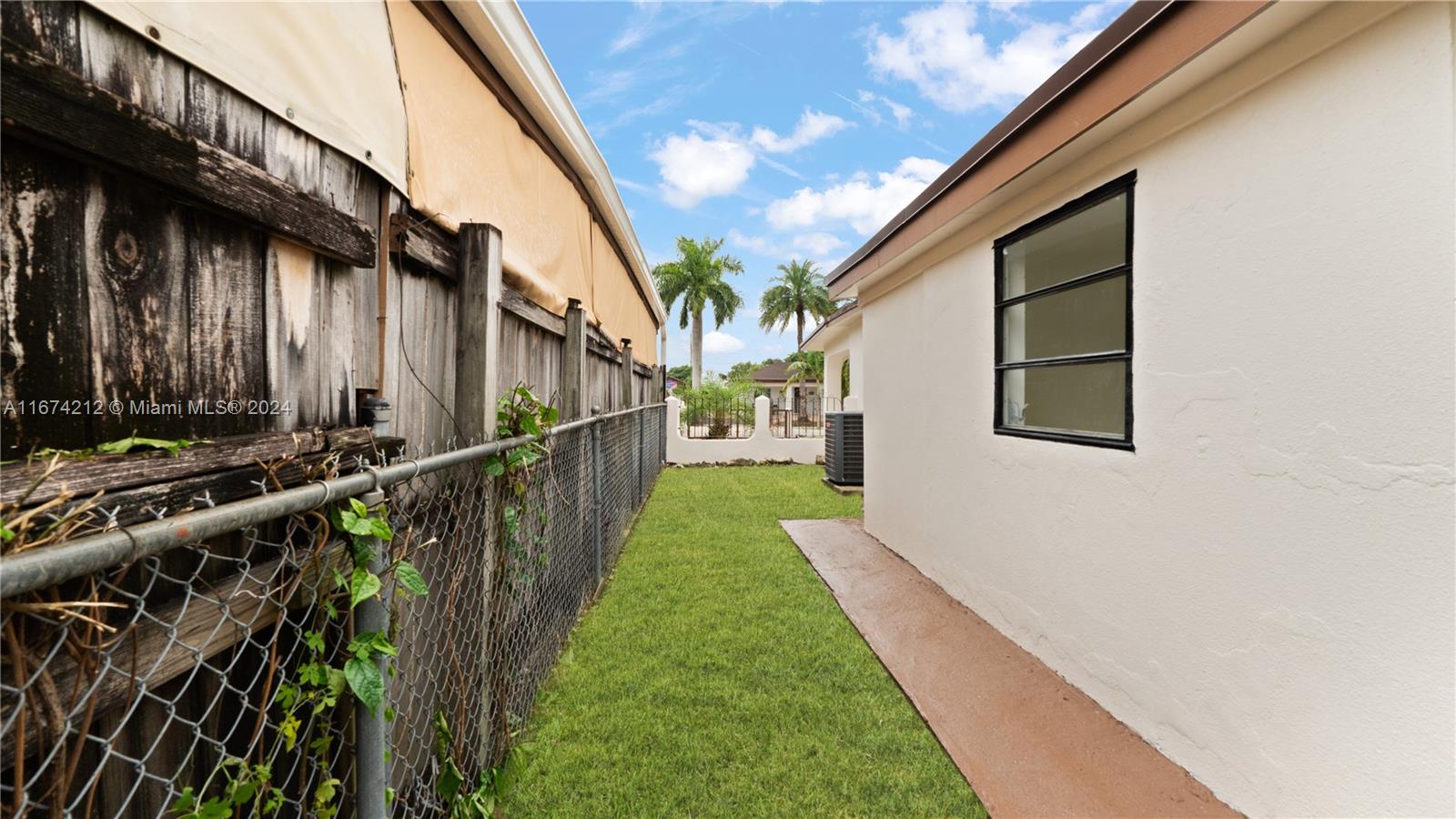 721 NE 4th Pl, Hialeah, Florida image 30