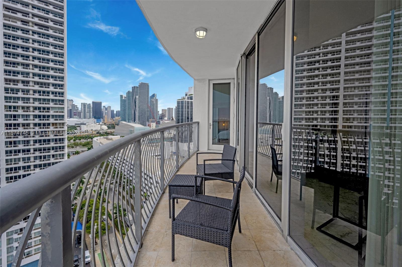 1750 N Bayshore Dr #2102, Miami, Florida image 24