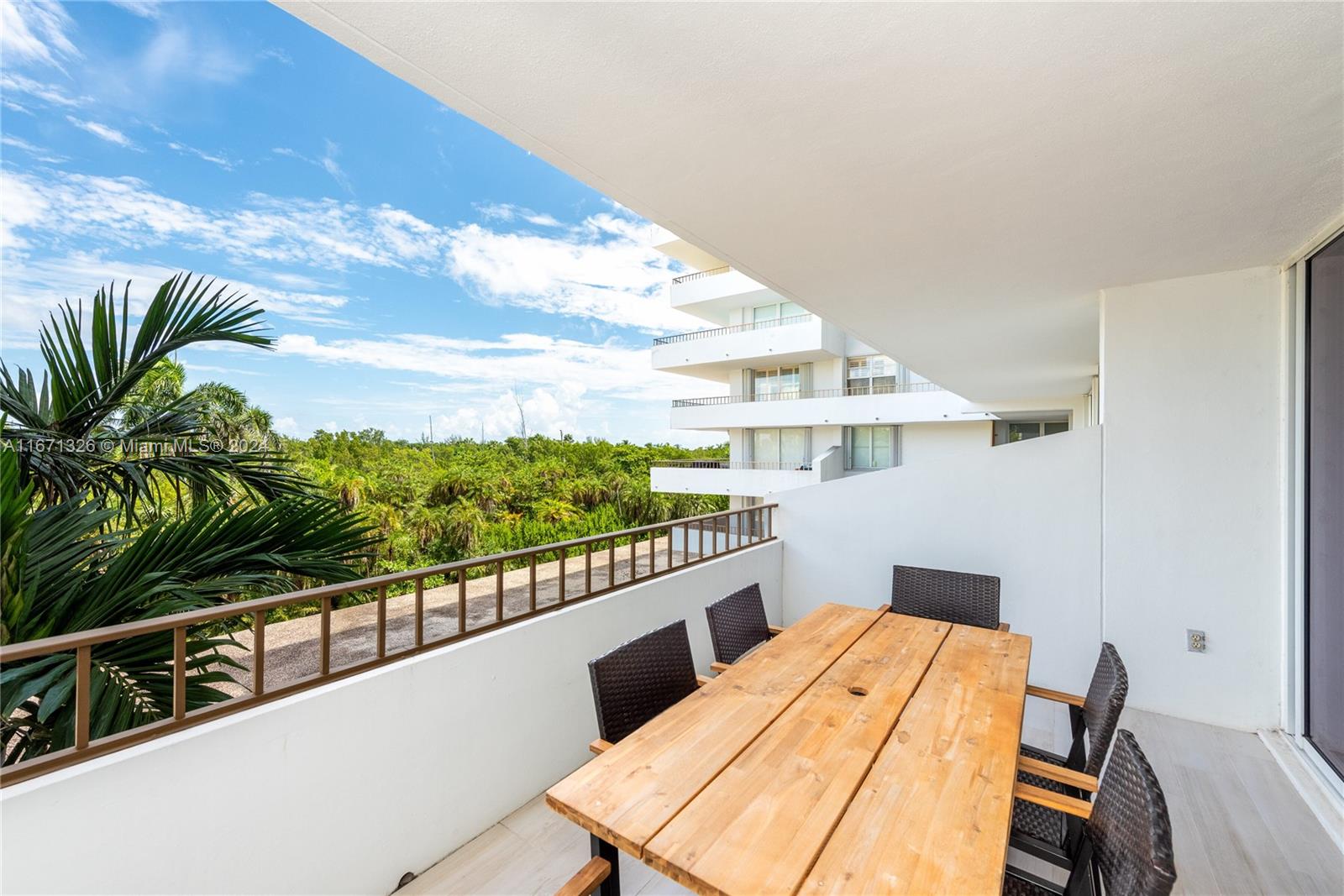 155 Ocean Lane Dr #404, Key Biscayne FL 33149