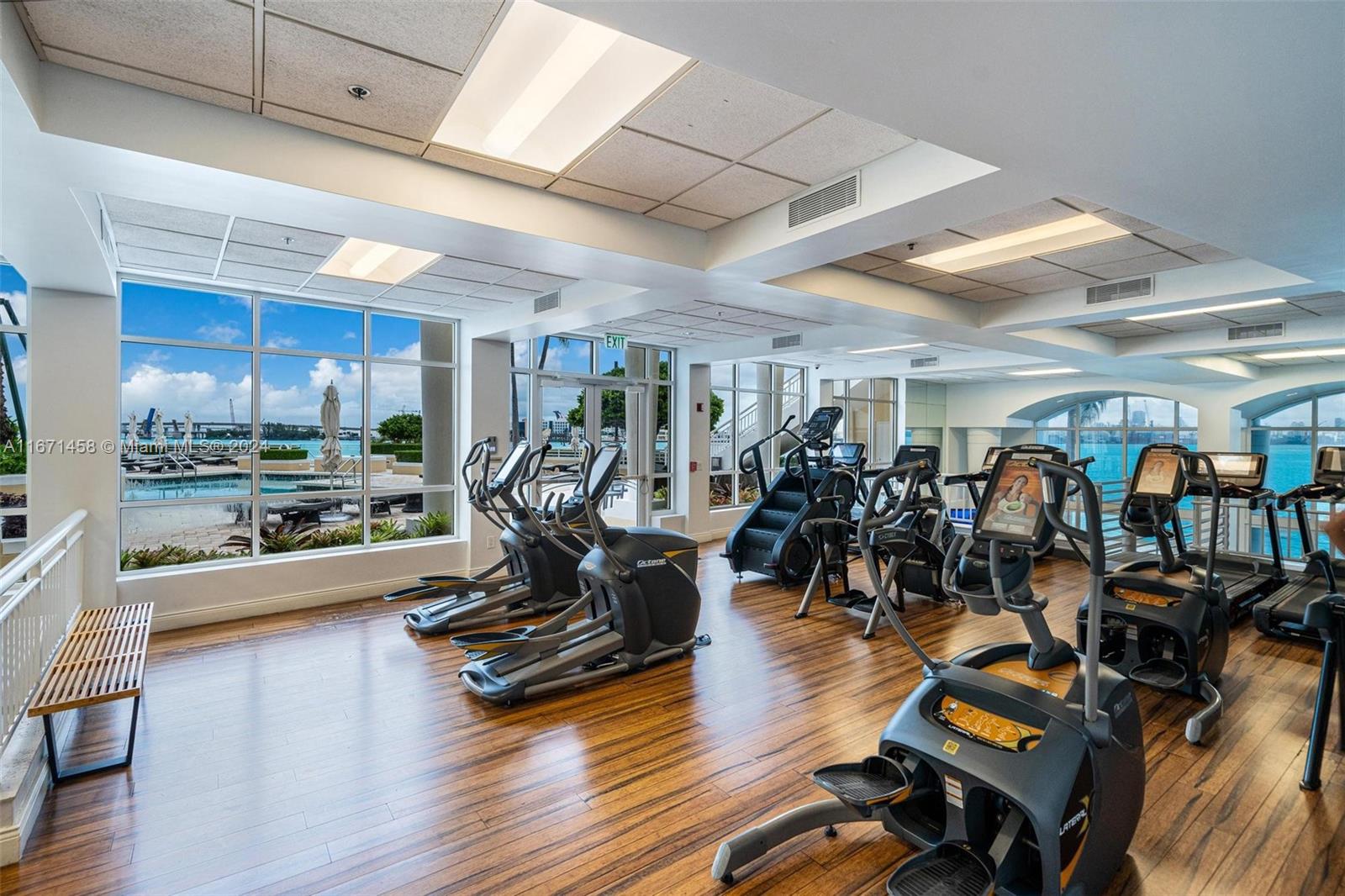 808 Brickell Key Dr #1903, Miami FL 33131