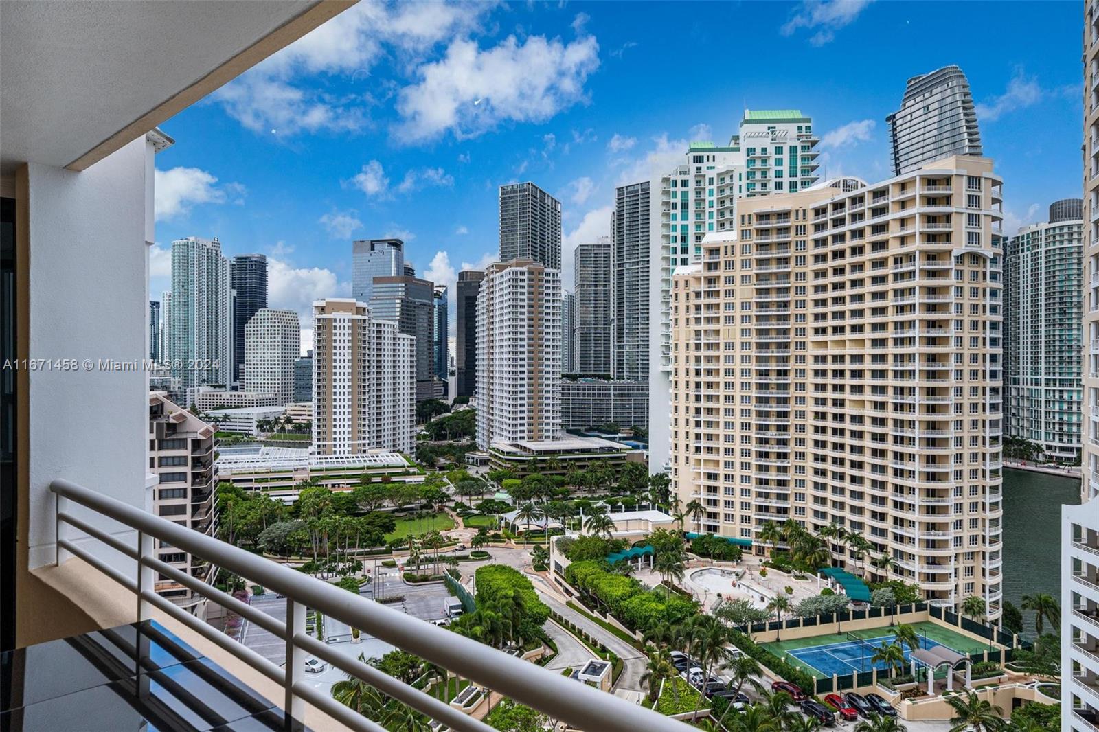 808 Brickell Key Dr #1903, Miami FL 33131