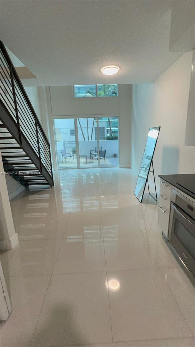 60 SW 13th St #1122, Miami FL 33130