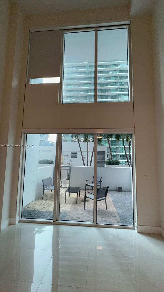 60 SW 13th St #1122, Miami FL 33130