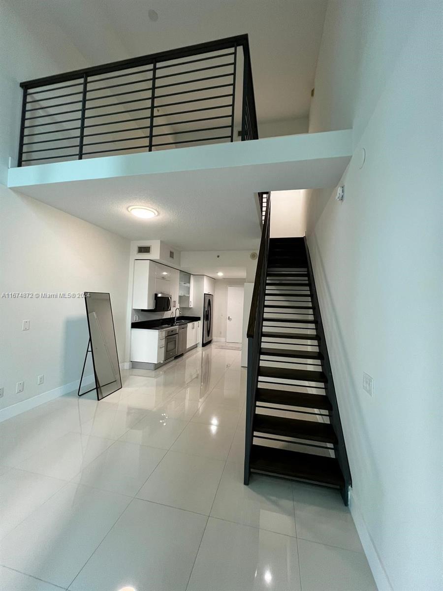 60 SW 13th St #1122, Miami FL 33130