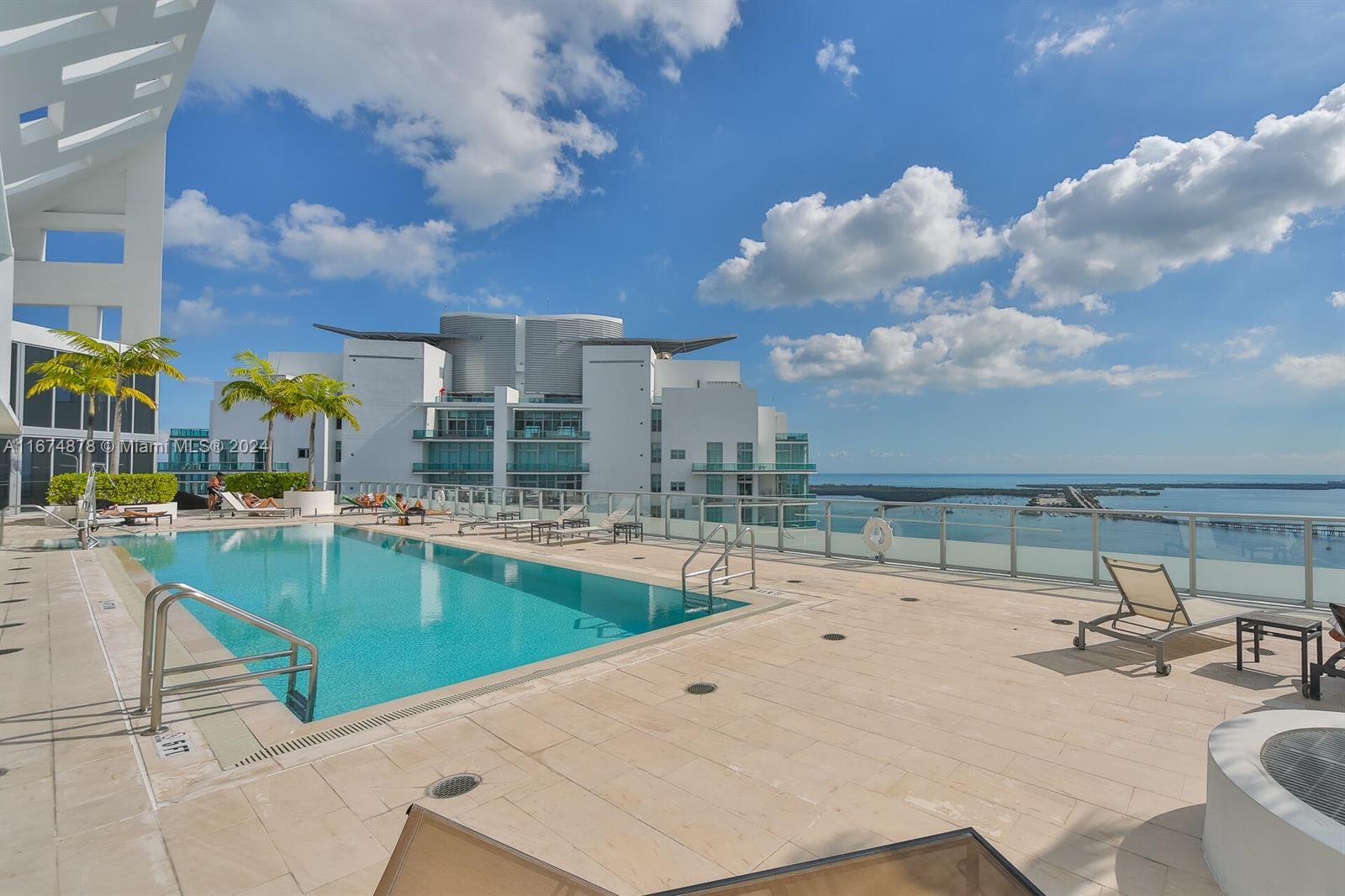 1300 Brickell Bay Dr #2106, Miami FL 33131