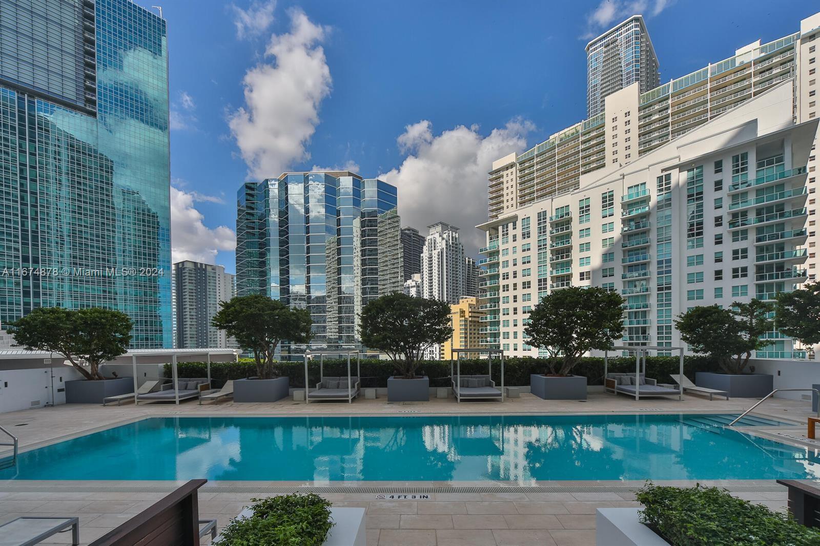 1300 Brickell Bay Dr #2106, Miami FL 33131