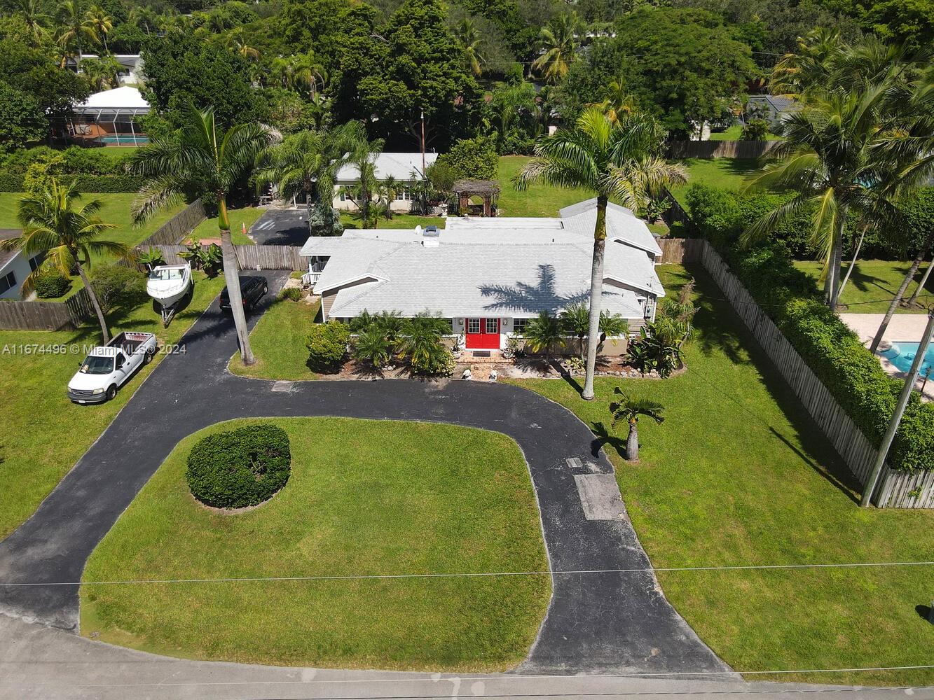 Listing Photo 11
