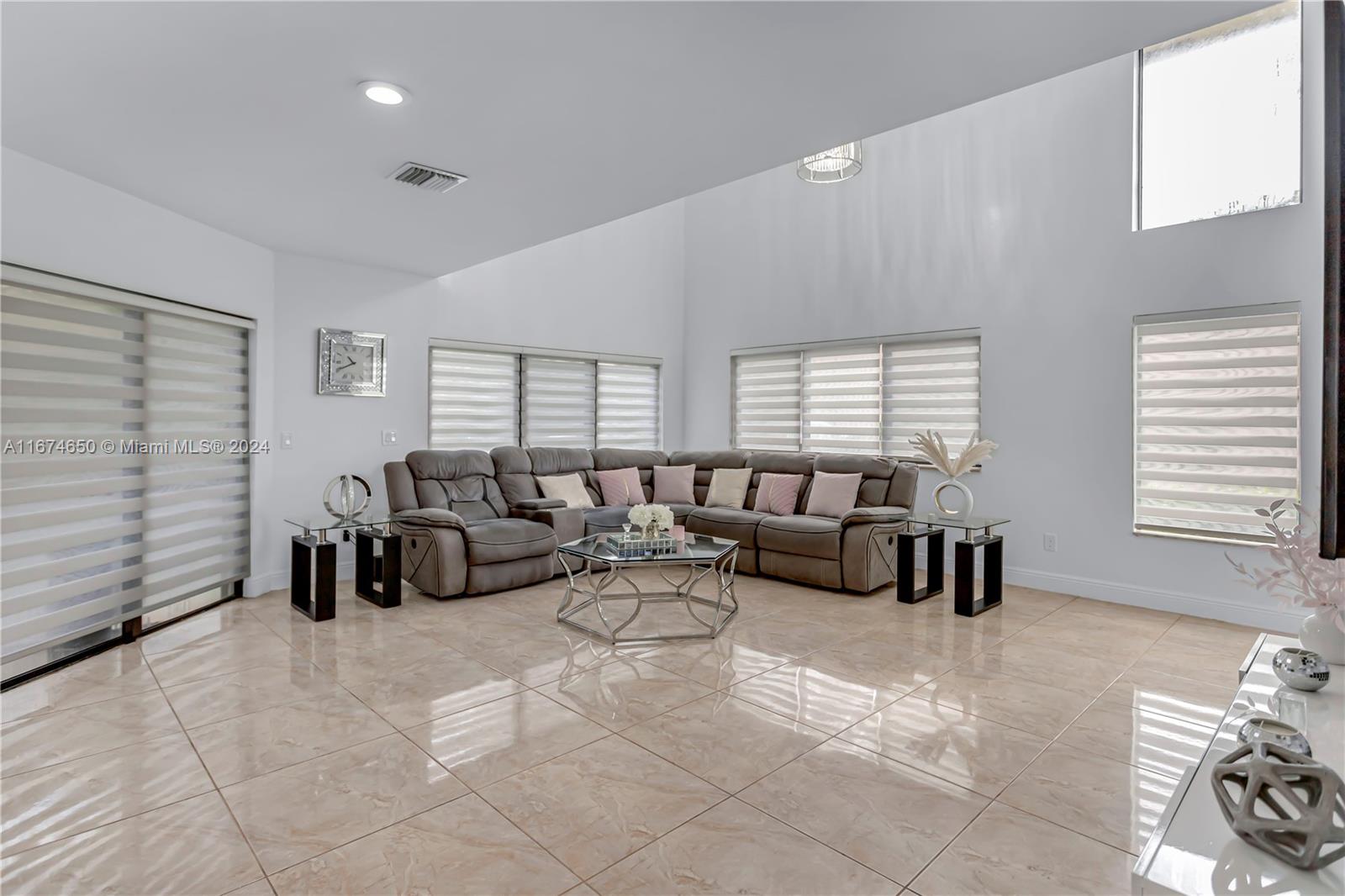 1613 Cypress Pointe Dr #1613, Coral Springs, Florida image 9