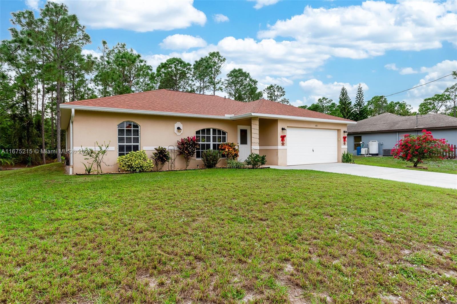 436 Broadmoor St, Lehigh Acres, Florida image 2