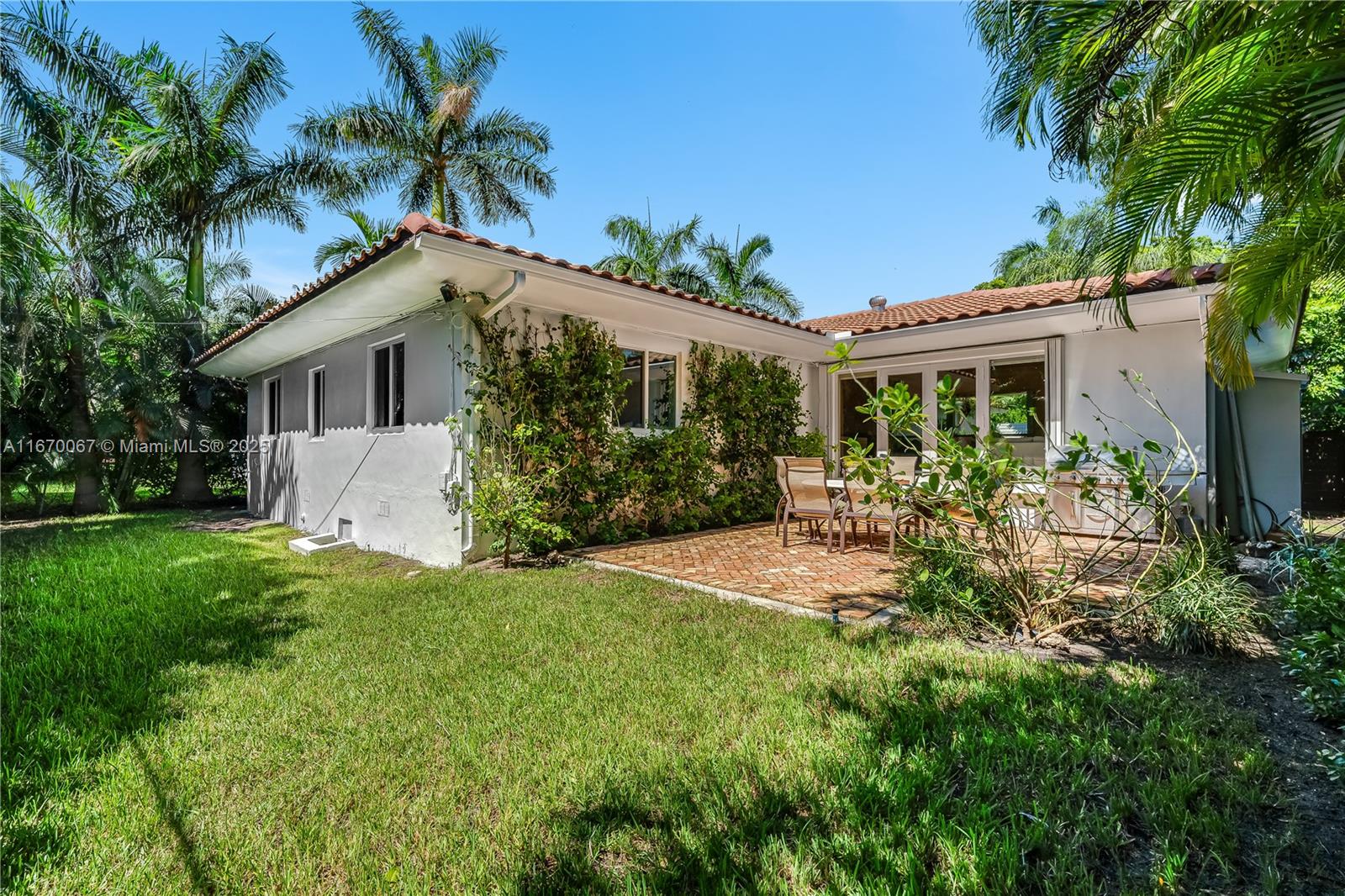 1284 NE 94th St, Miami Shores, Florida image 38