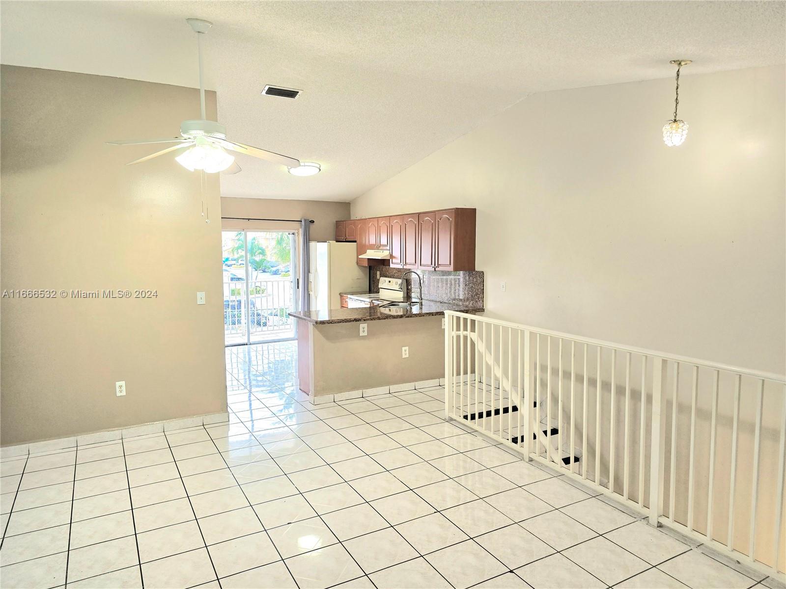 3375 W 76th St #215, Hialeah, Florida image 12