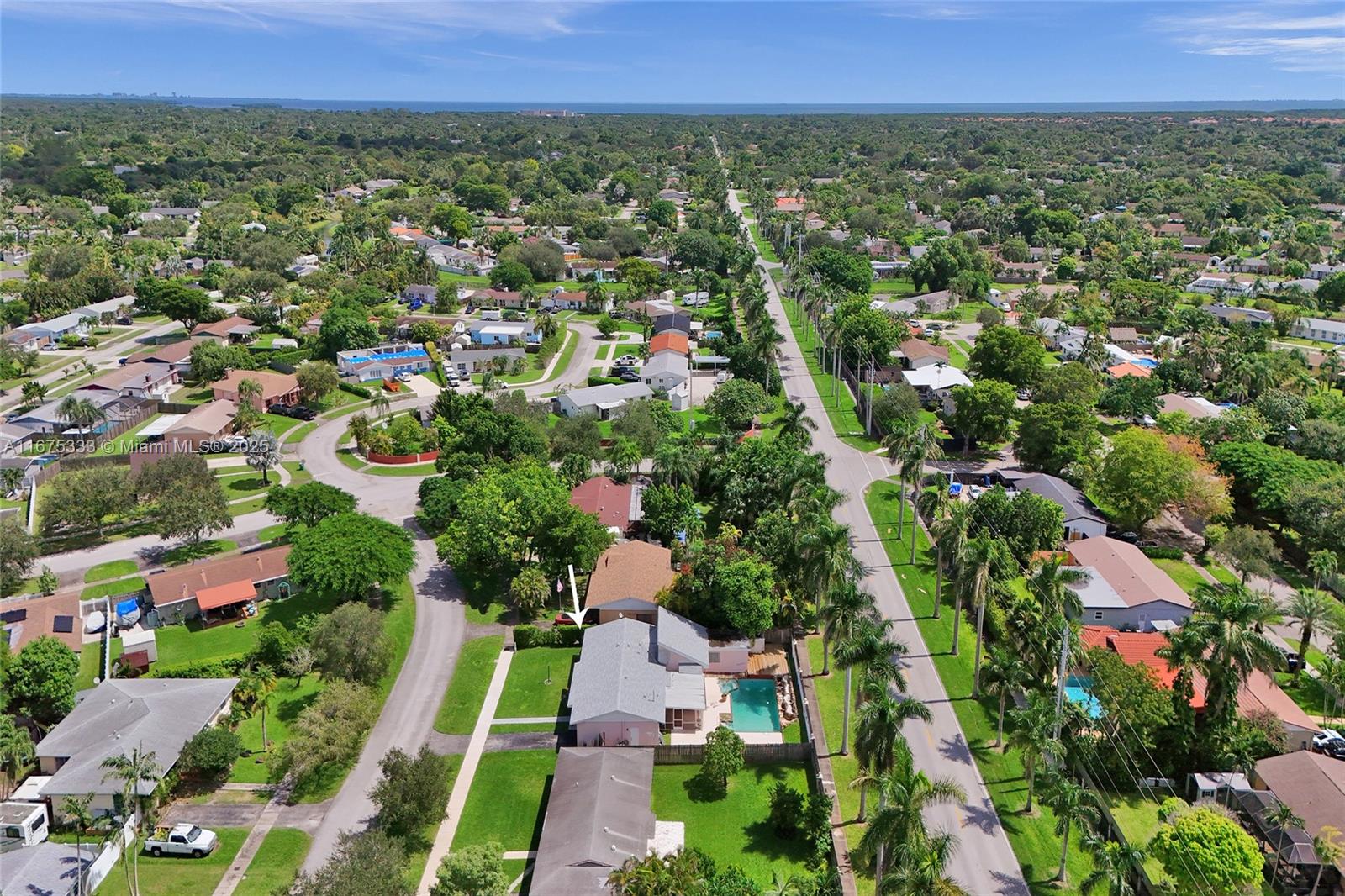 9230 SW 183rd Ter, Palmetto Bay, Florida image 45