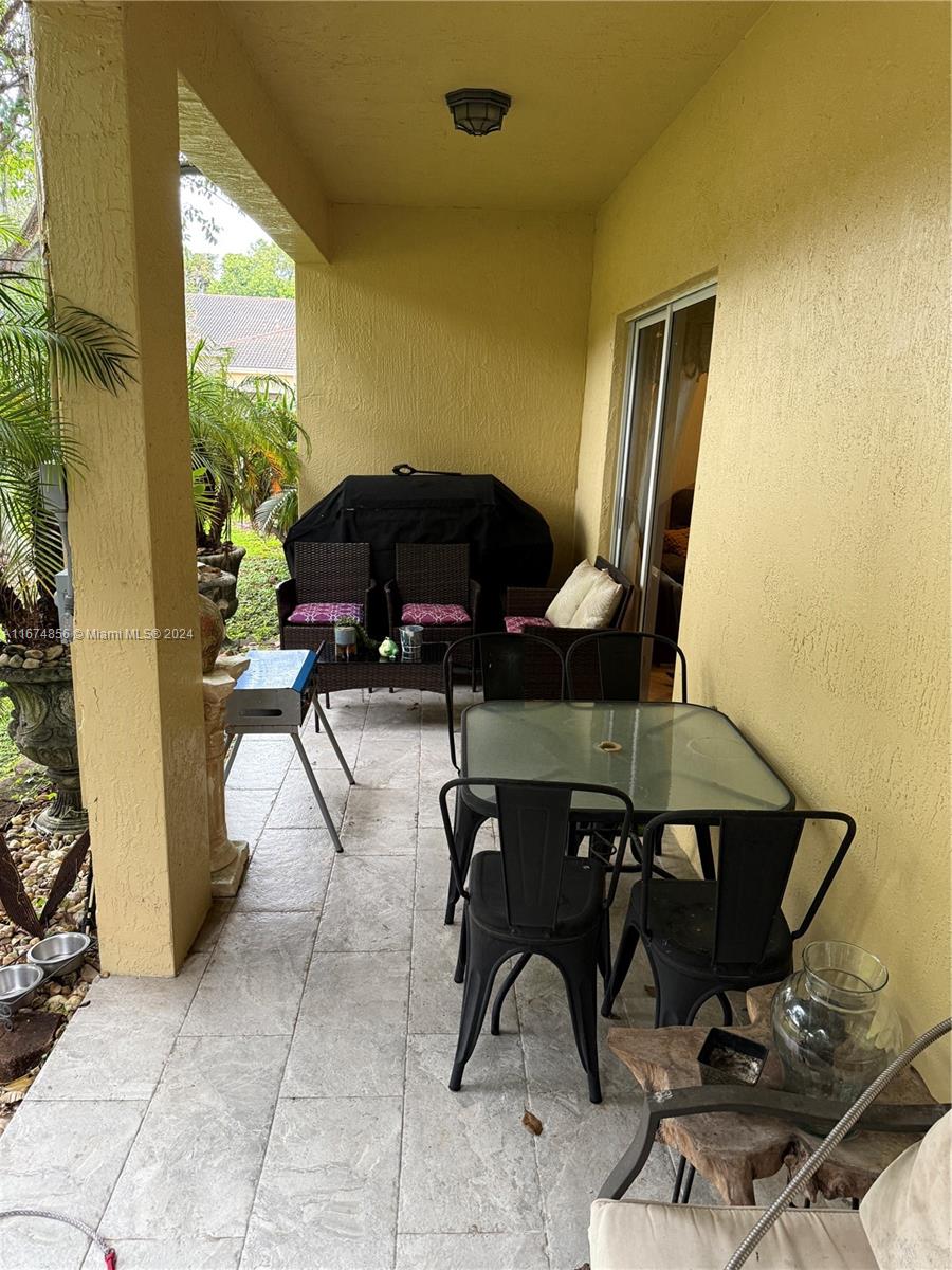 1238 NE 32nd Ter, Homestead, Florida image 19