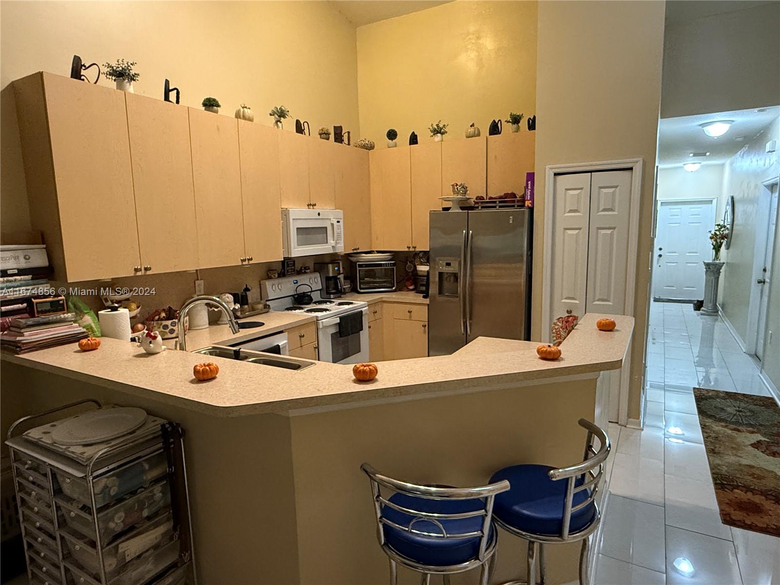 1238 NE 32nd Ter, Homestead, Florida image 3