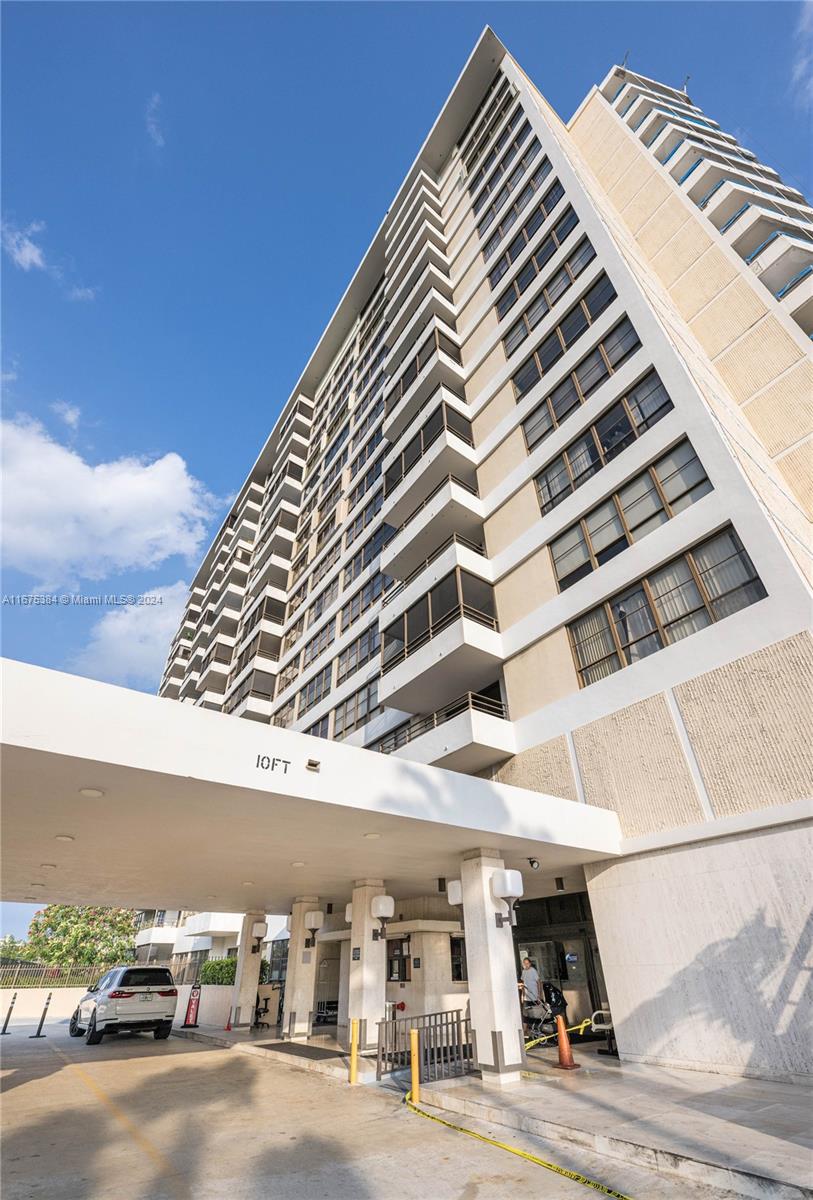 600 Three Islands Blvd #214, Hallandale Beach, Florida image 46