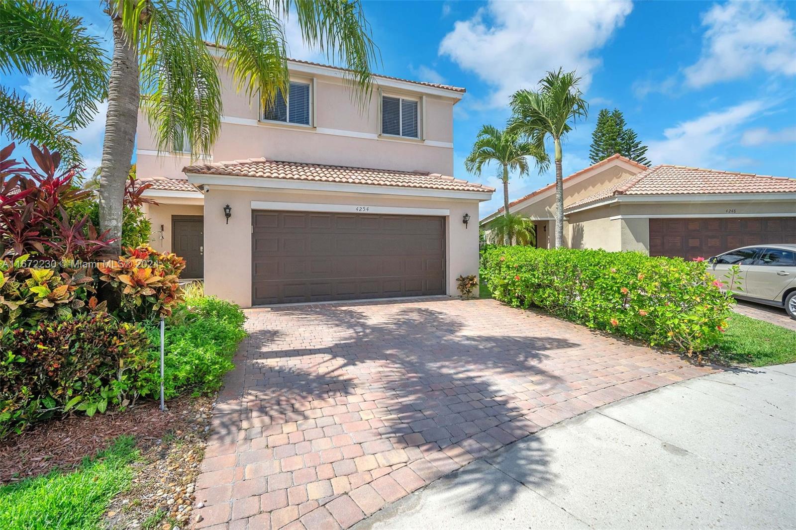 4254 Magnolia Ridge Dr, Weston, Florida image 1