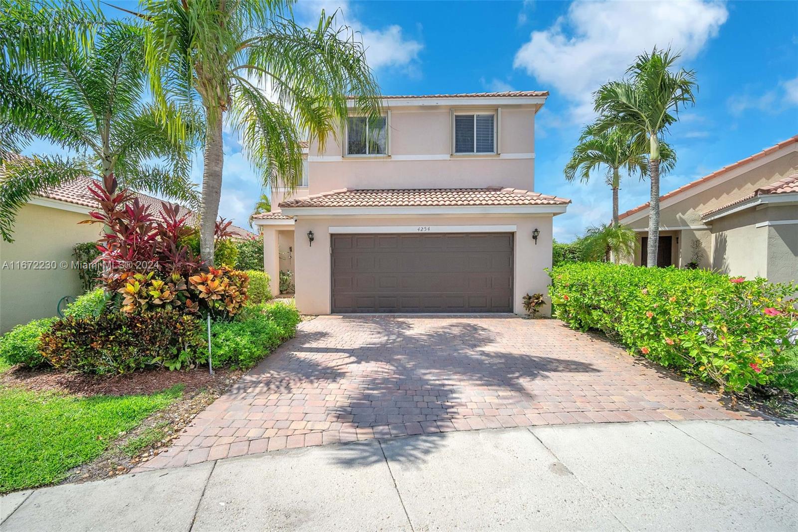 4254 Magnolia Ridge Dr, Weston, Florida image 2