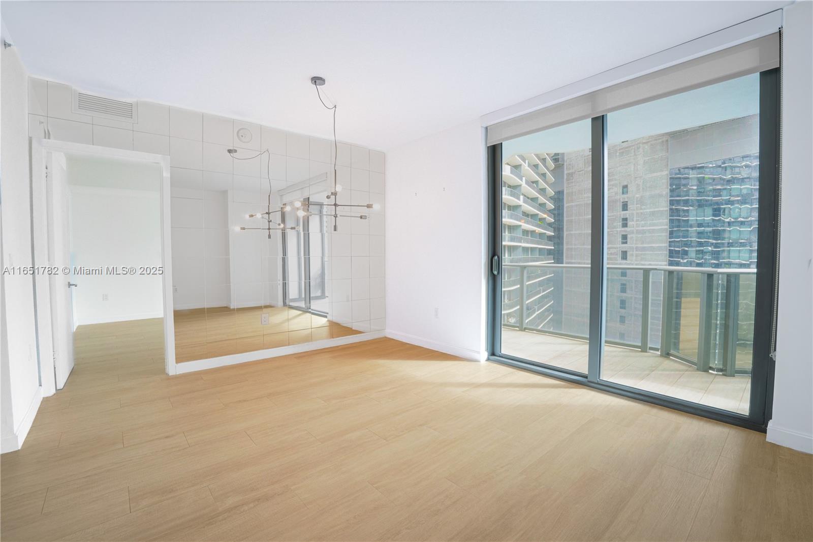 45 SW 9th St #2202, Miami FL 33130