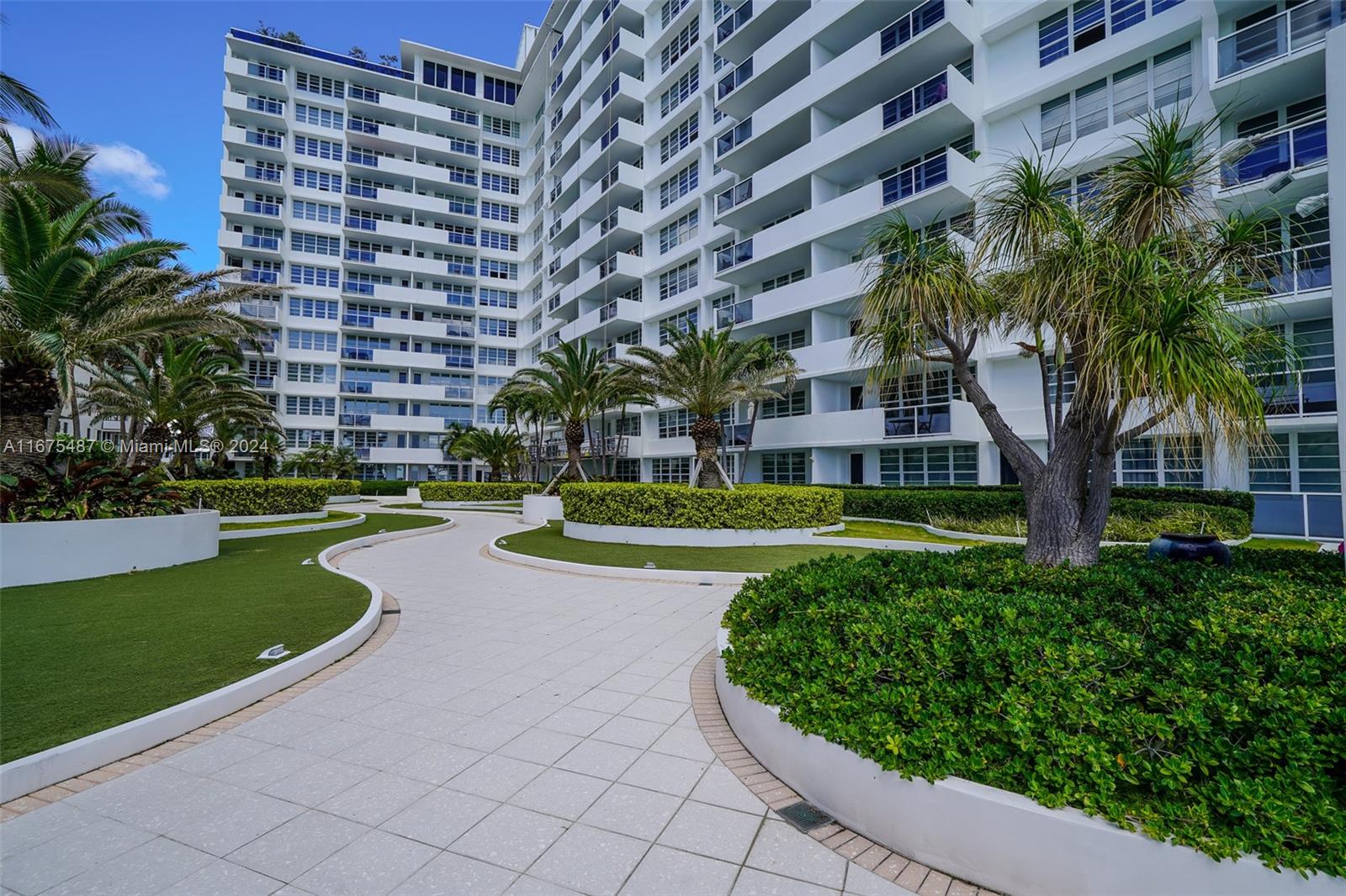 100 Lincoln Rd #914, Miami Beach, Florida image 26