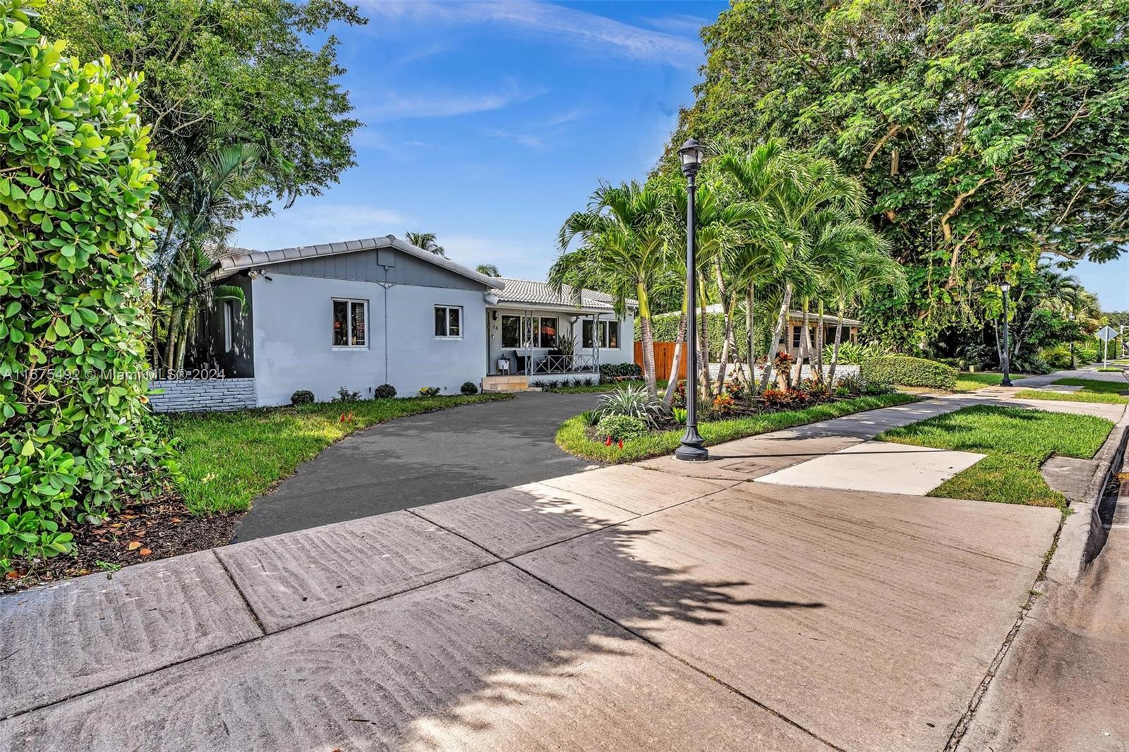 74 NE 103rd St, Miami Shores, Florida image 3