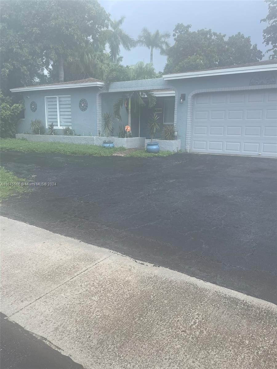 4390 NW 115th Ave, Sunrise, Florida image 1