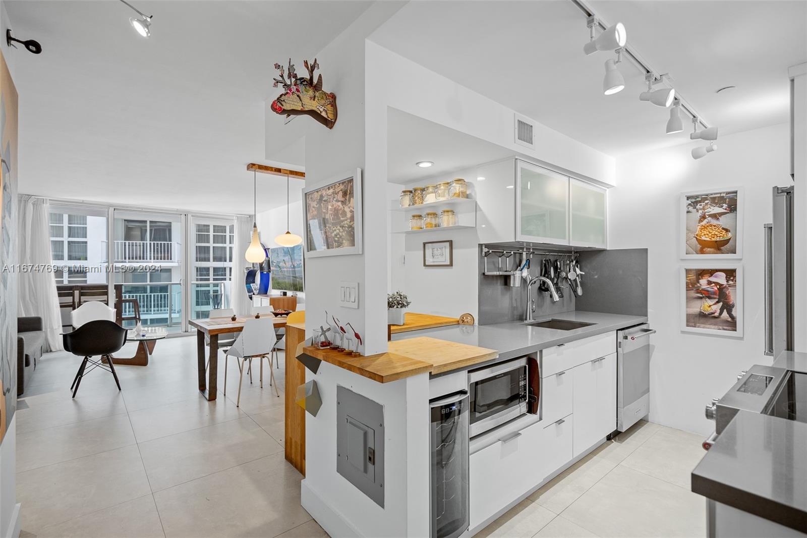 1200 West Ave #523, Miami Beach, Florida image 31