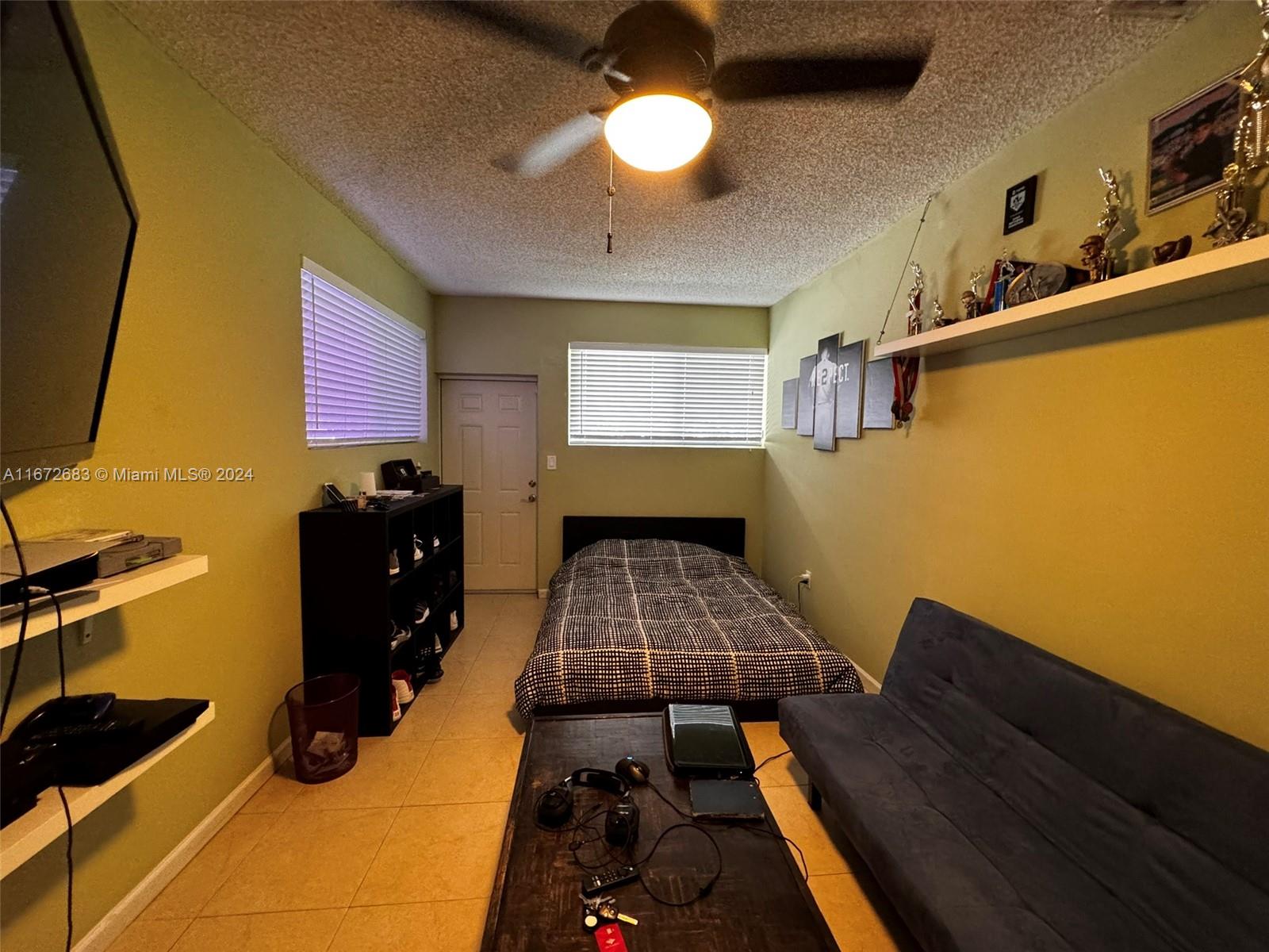 1693 NE 171st St, North Miami Beach, Florida image 33