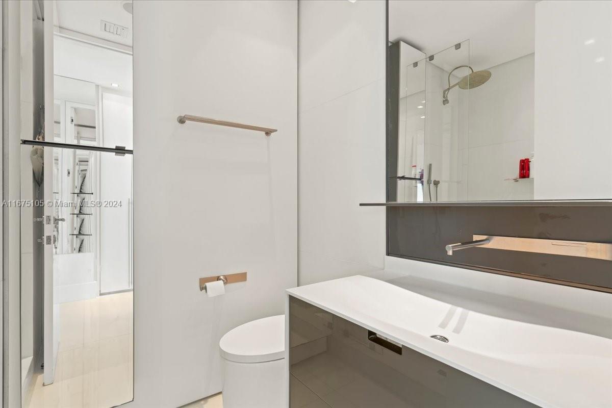 900 Brickell Key Blvd #2303, Miami FL 33131