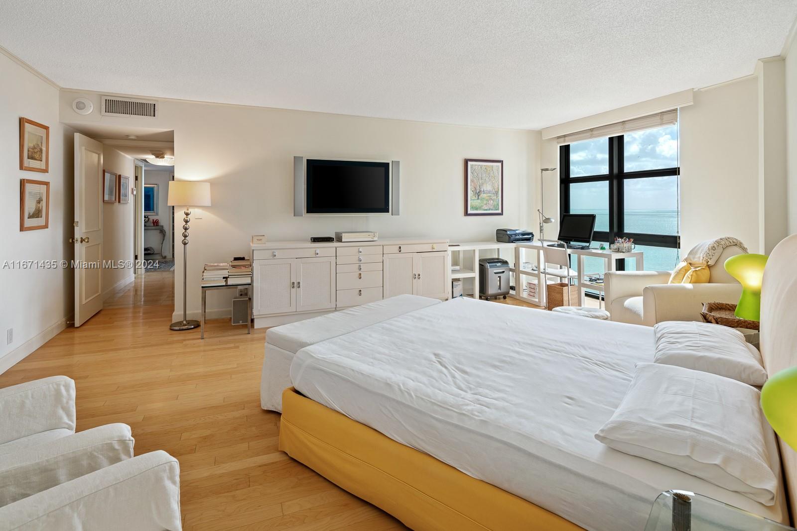 1111 Crandon Blvd #B808, Key Biscayne, Florida image 23