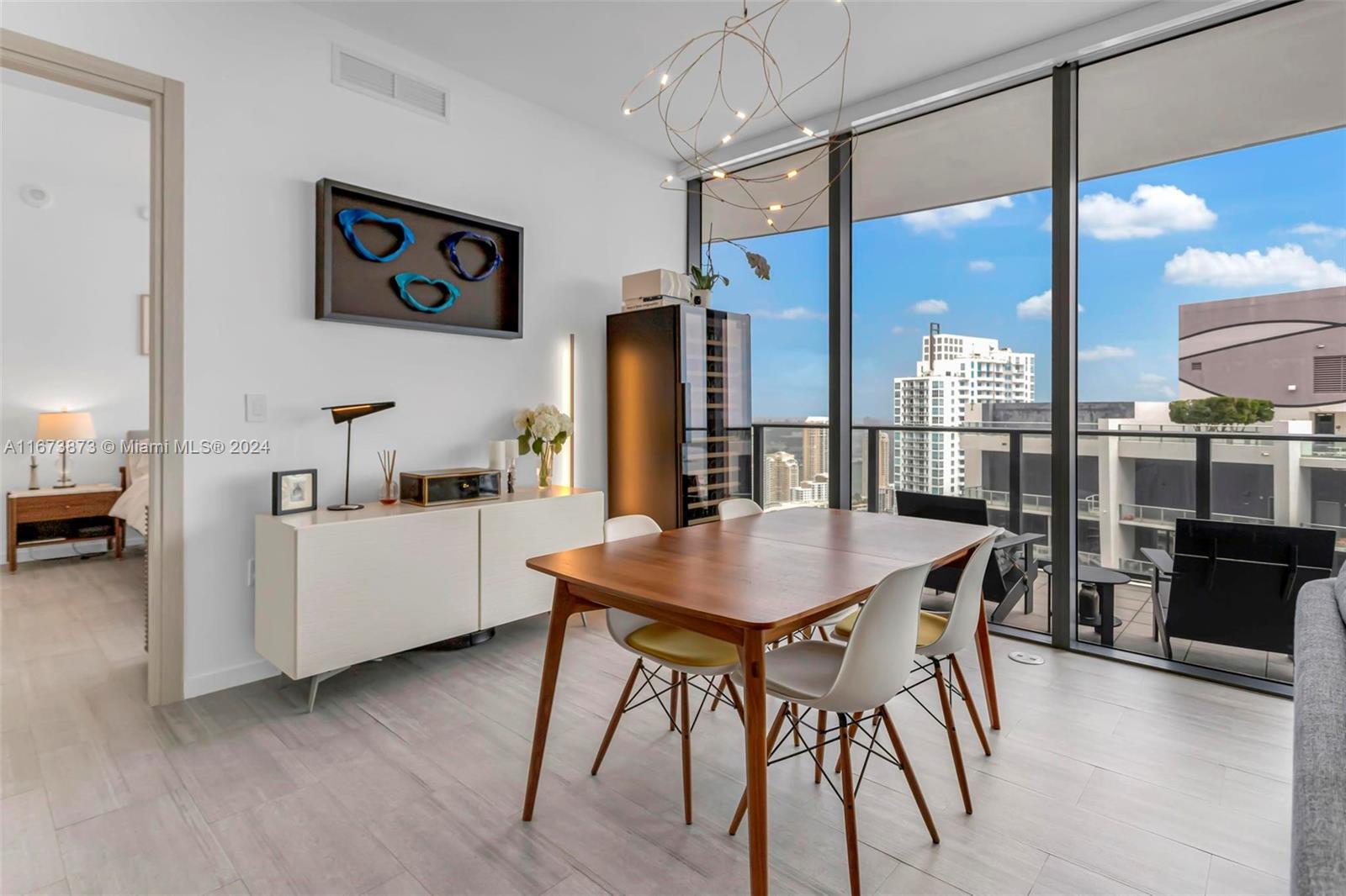 1000 Brickell Plz #PH5105, Miami FL 33131