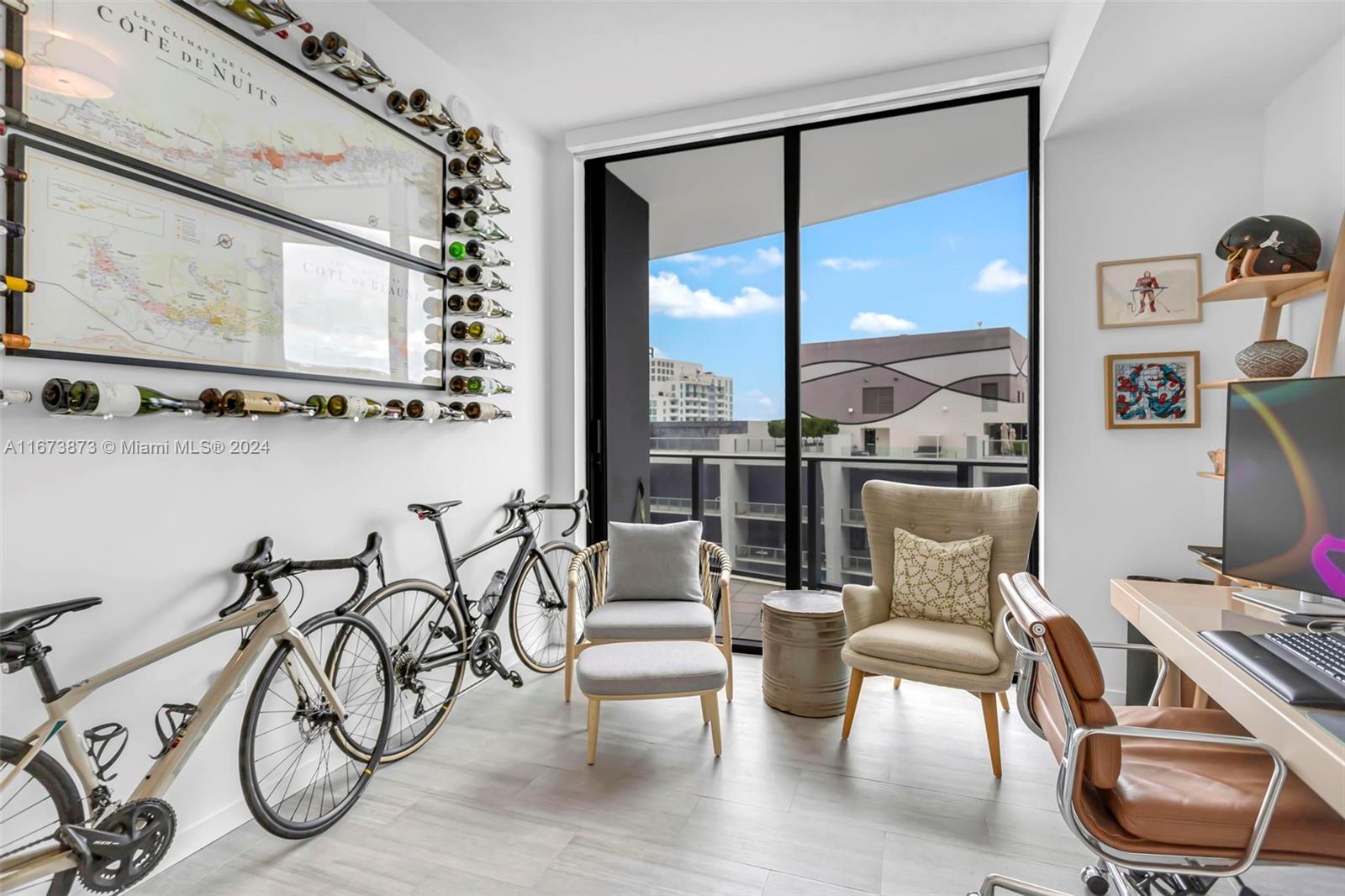 1000 Brickell Plz #PH5105, Miami FL 33131