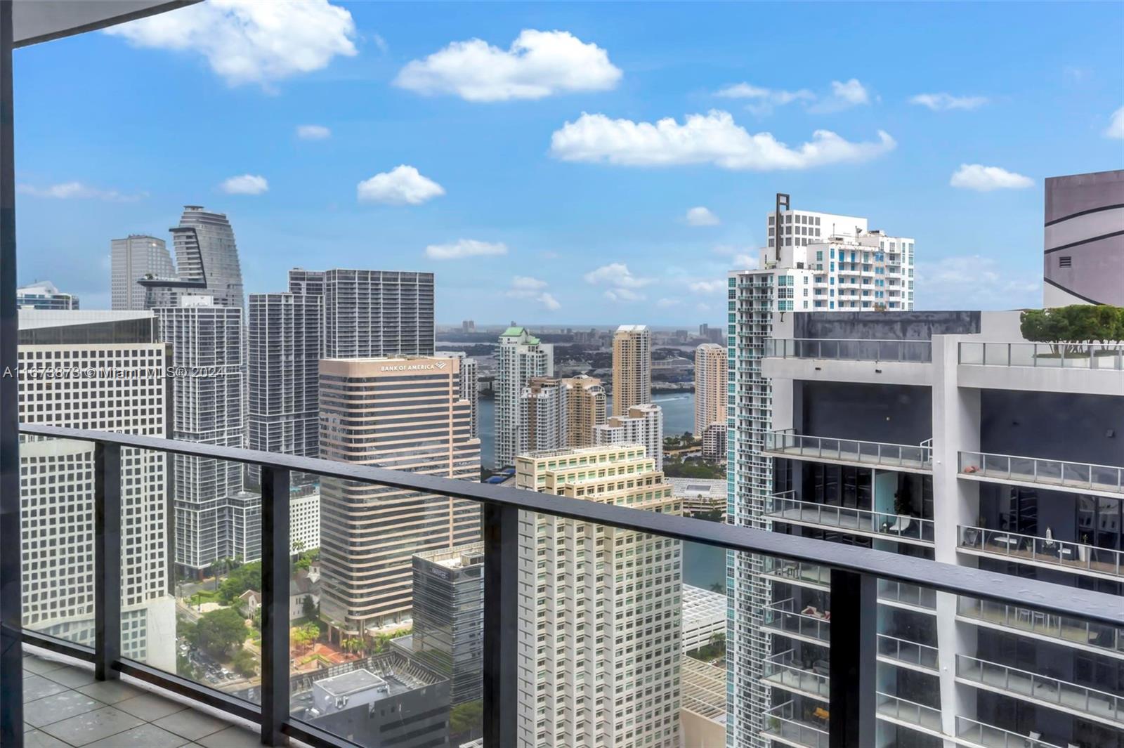 1000 Brickell Plz #PH5105, Miami FL 33131