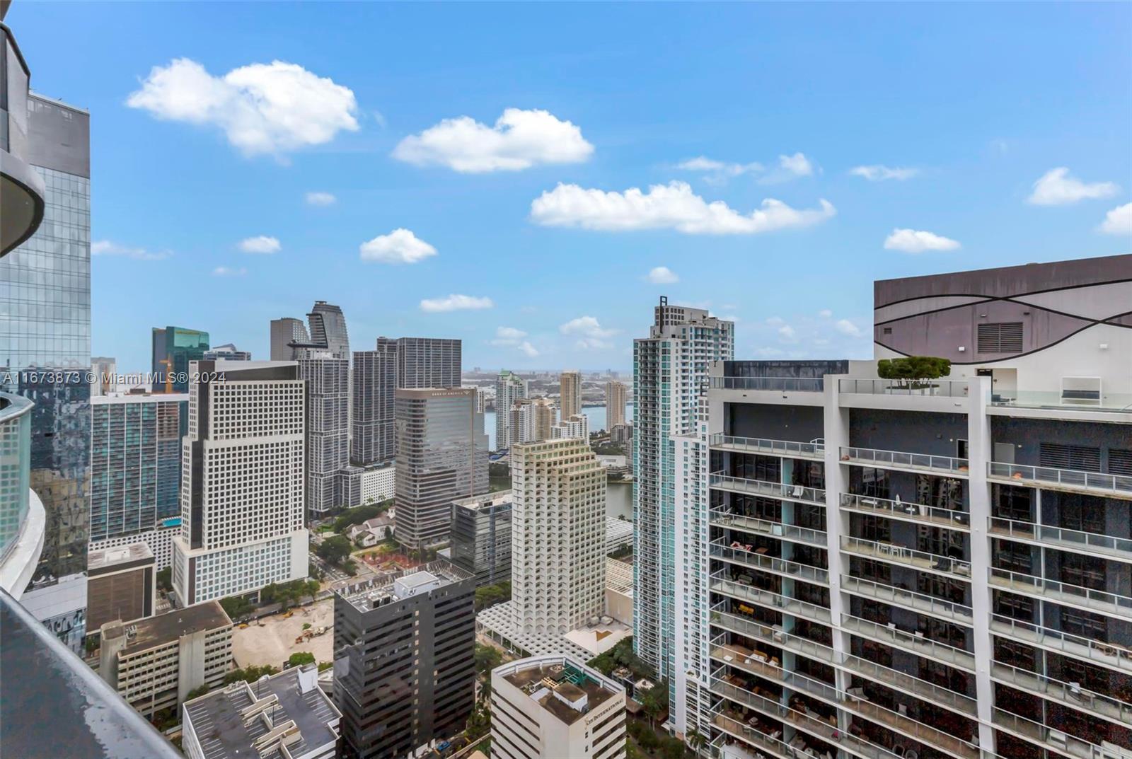 1000 Brickell Plz #PH5105, Miami FL 33131