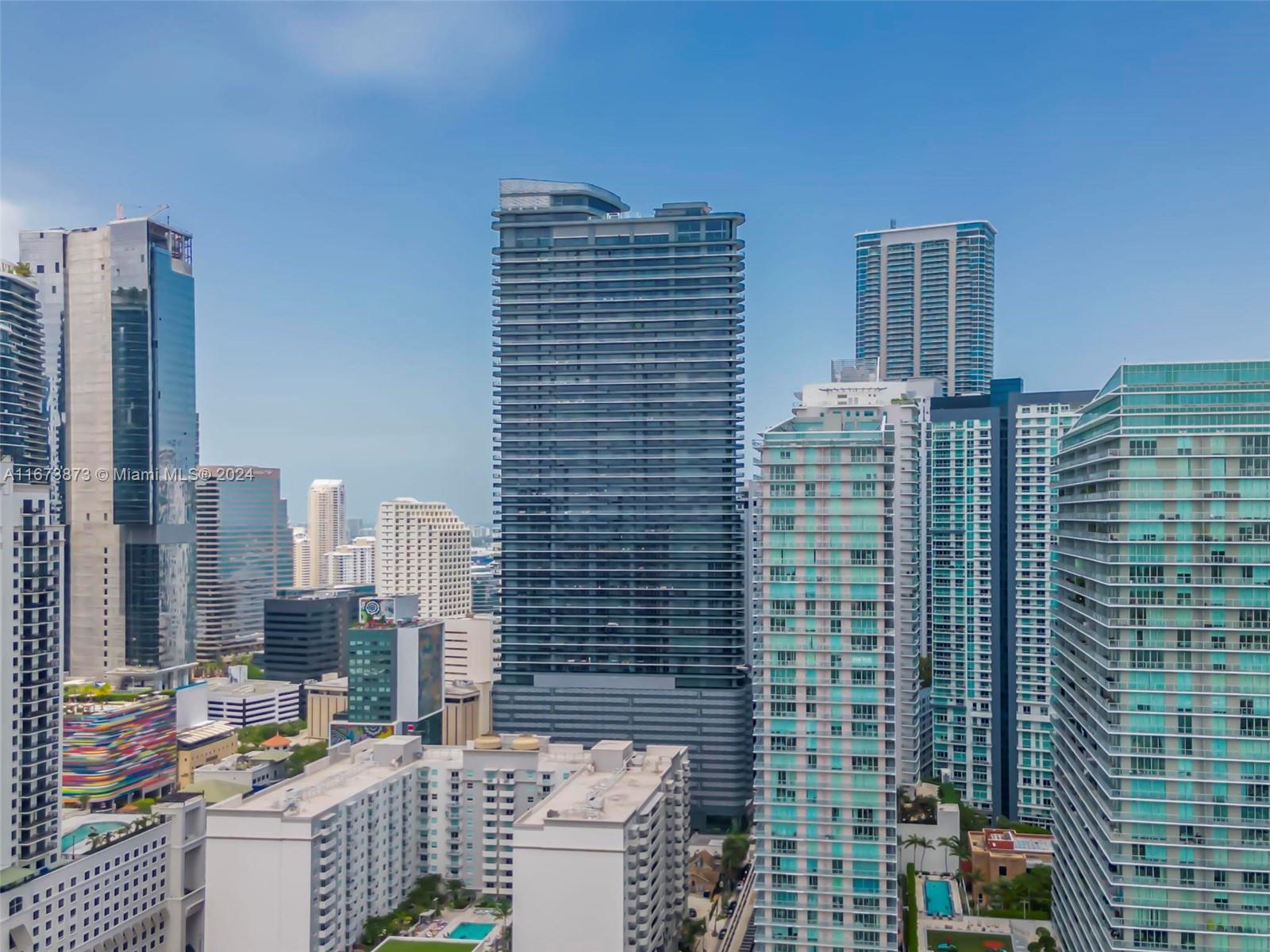 1000 Brickell Plz #PH5105, Miami FL 33131