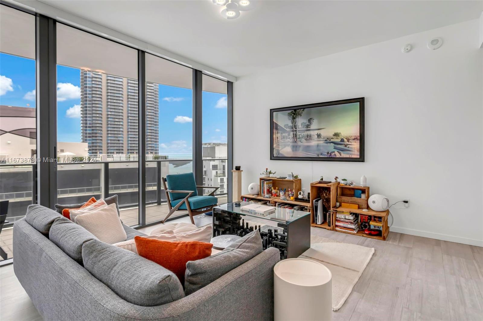 1000 Brickell Plz #PH5105, Miami FL 33131
