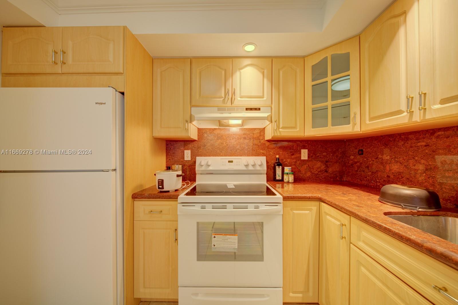 1623 Collins Ave #512, Miami Beach, Florida image 3