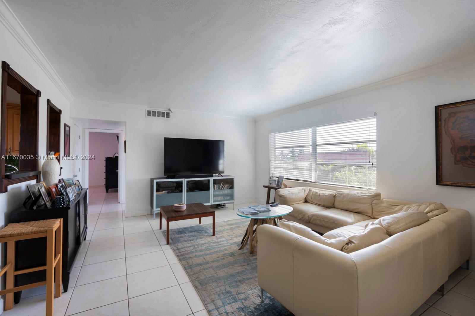 6815 Edgewater Dr #308, Coral Gables, Florida image 3