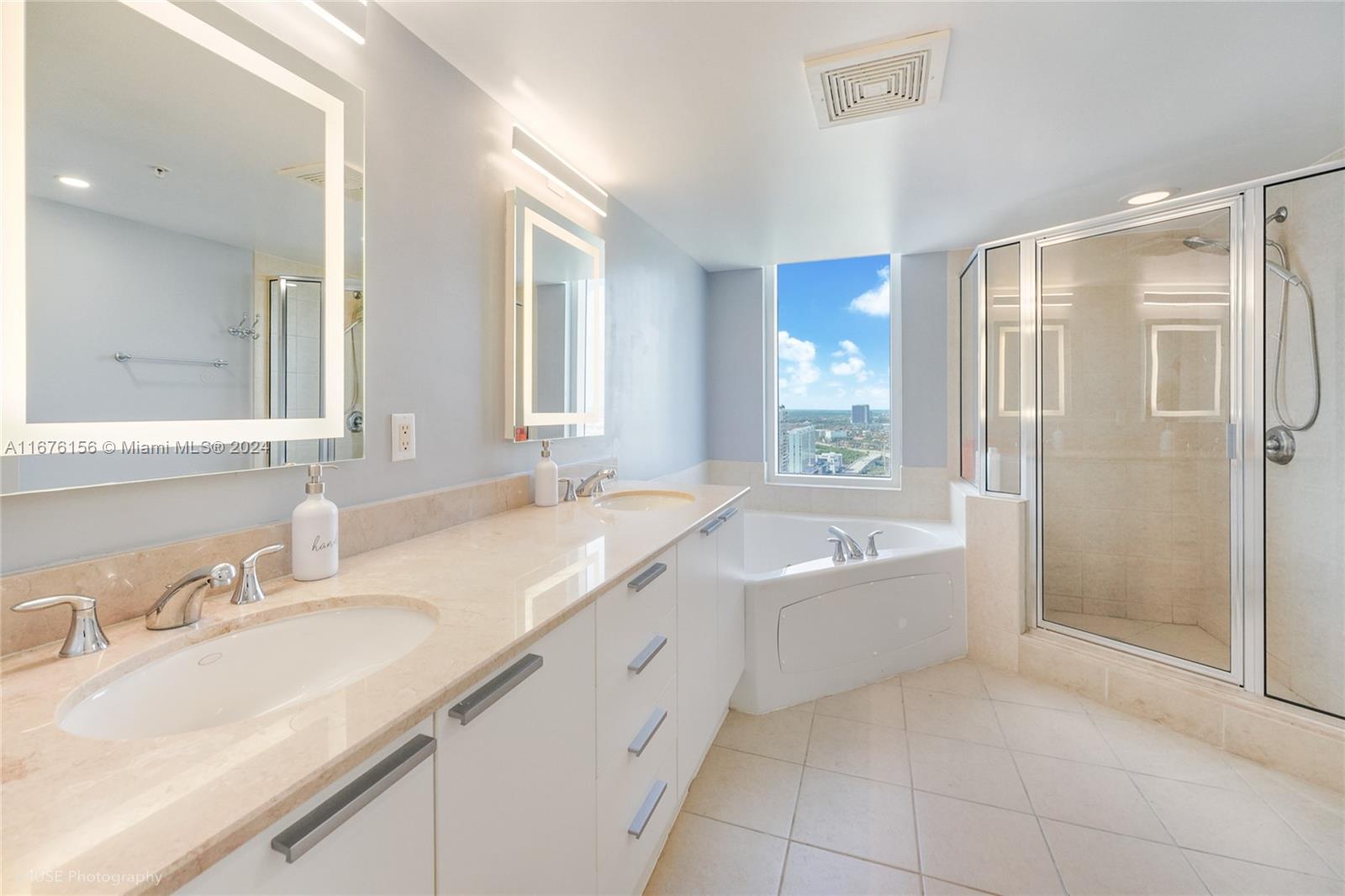 16699 Collins Ave #3307, Sunny Isles Beach, Florida image 14