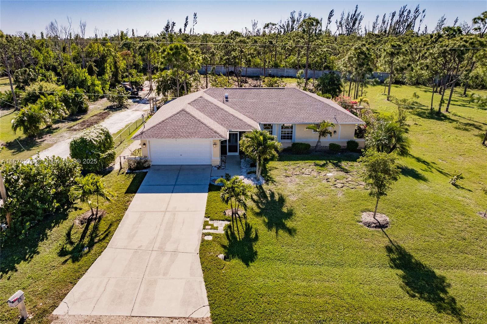 5225 Anchorage Dr, Cape Coral, Florida image 1