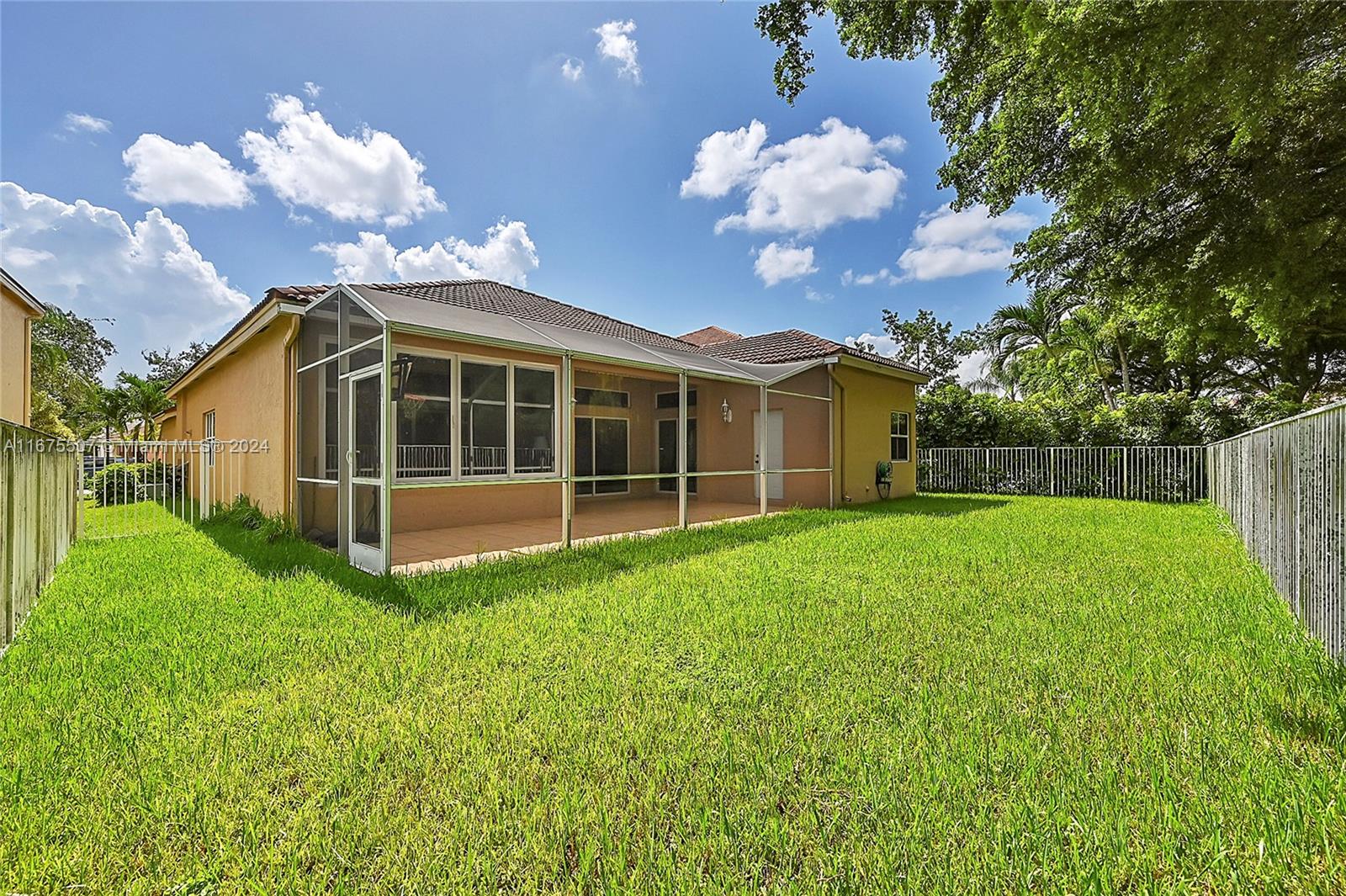 4050 Palmetto Trail, Weston, Florida image 22