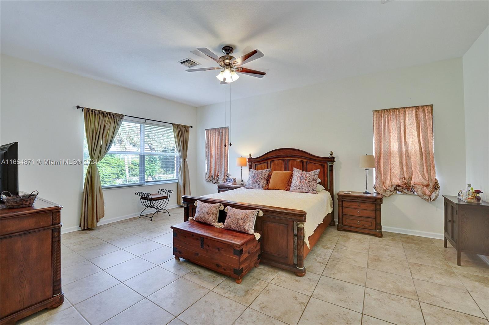 1520 SW 171st Ter, Pembroke Pines, Florida image 40