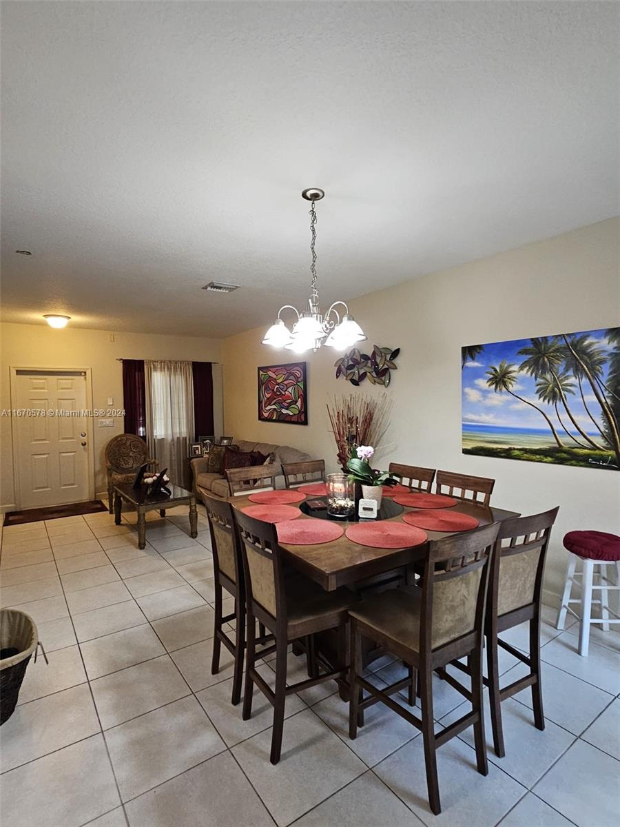 8522 SW 214th Ln, Cutler Bay, Florida image 6