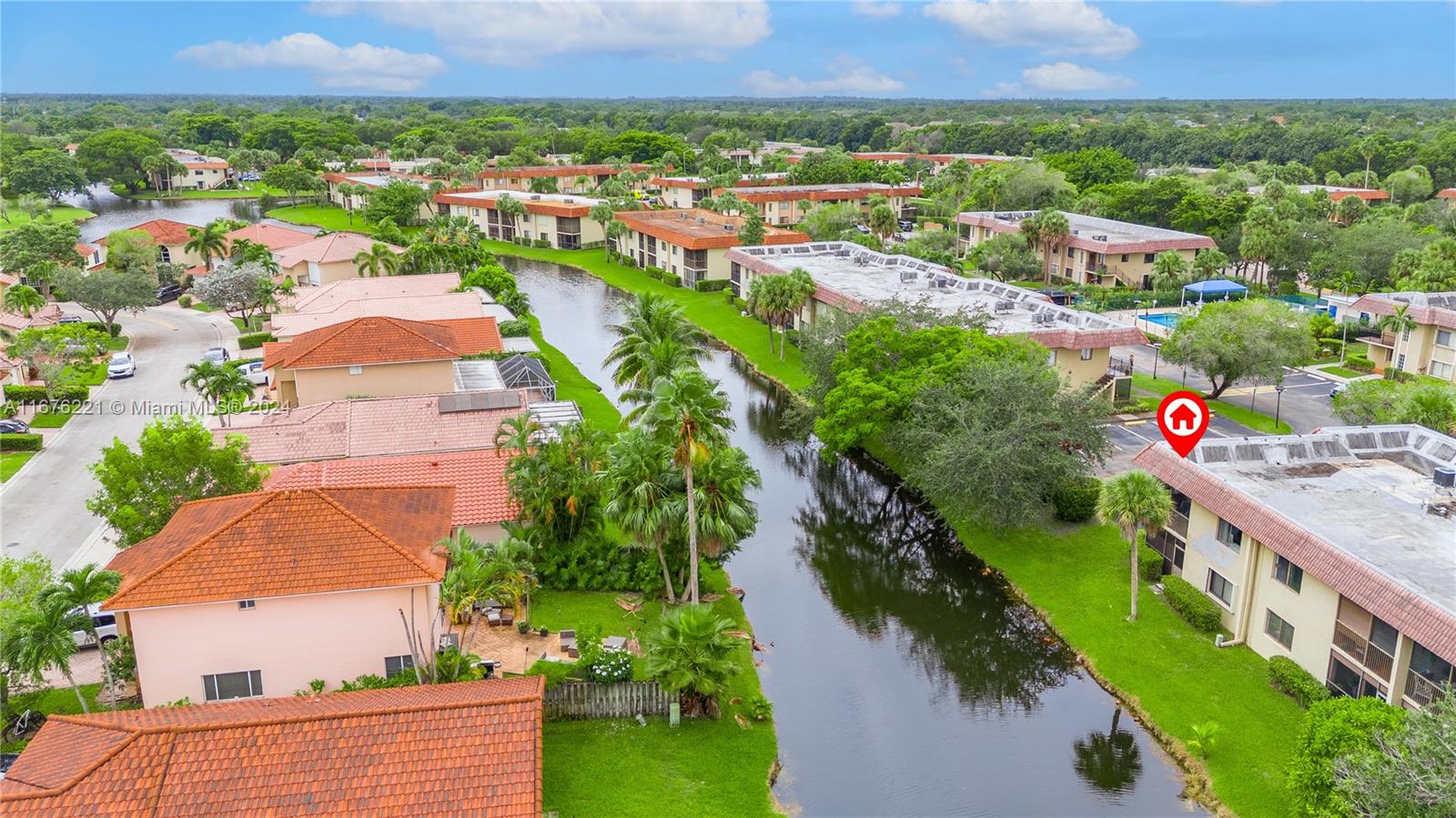 326 Lakeview Dr #204, Weston, Florida image 9