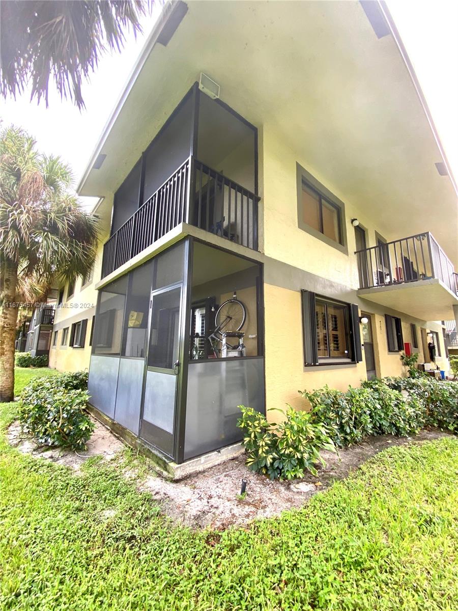 677 Trace Cir #102, Deerfield Beach, Florida image 23