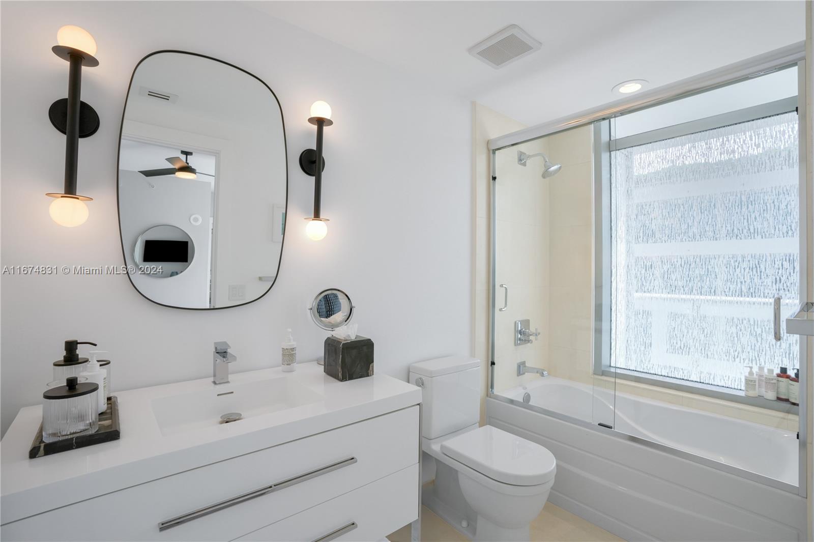 3737 Collins Ave #S-1003, Miami Beach FL 33140