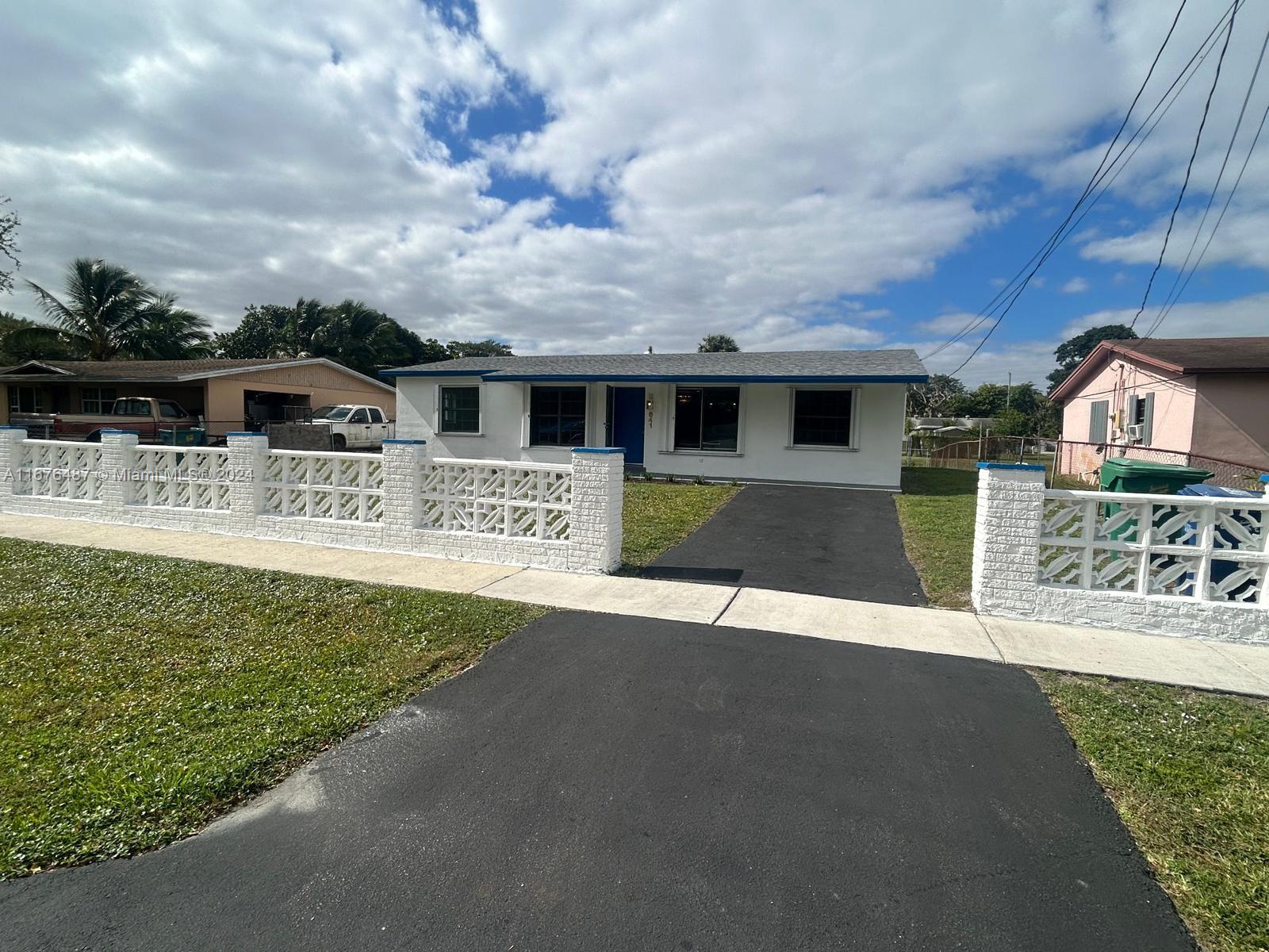 841 NW 33rd Ave, Lauderhill, Florida image 1