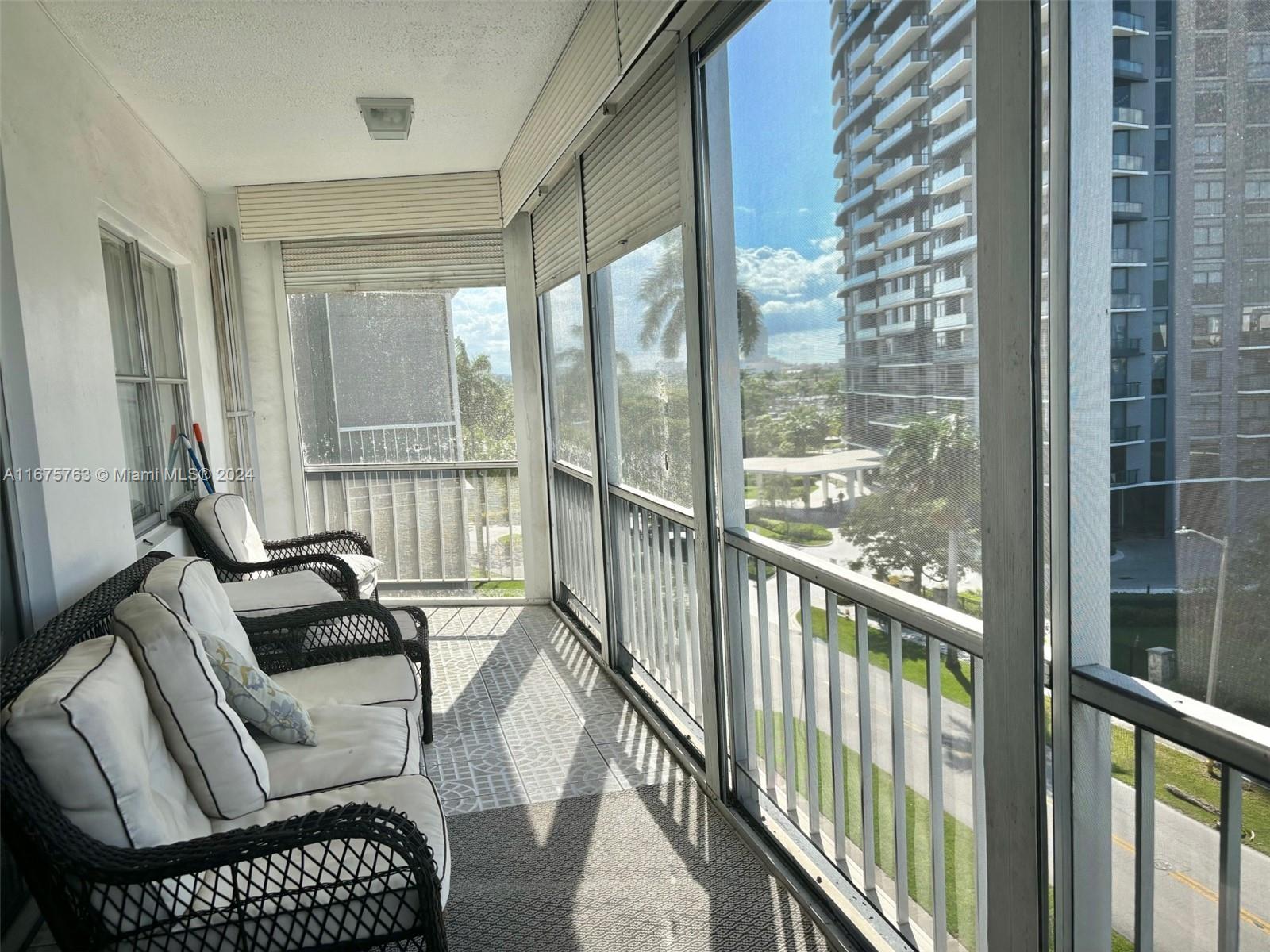 200 Diplomat Pkwy #631, Hallandale Beach, Florida image 5